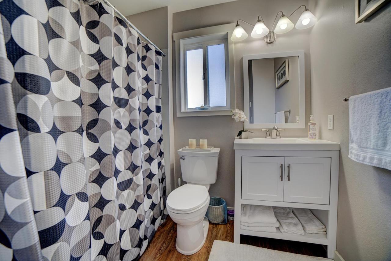 Cozy 2 Bedroom Townhouse In Northgate Seattle Buitenkant foto