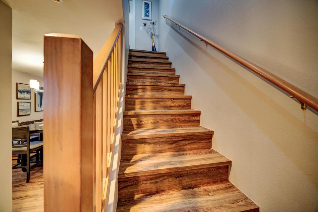Cozy 2 Bedroom Townhouse In Northgate Seattle Buitenkant foto